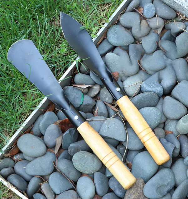 Garden Tool Shovel Thick Iron Hoe for Digging Wild Vegetables Sand Sea Plant Flowers Weeding Shovel Soil